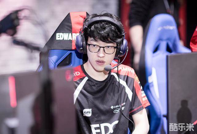 冠上派遣年 冠上派遣年