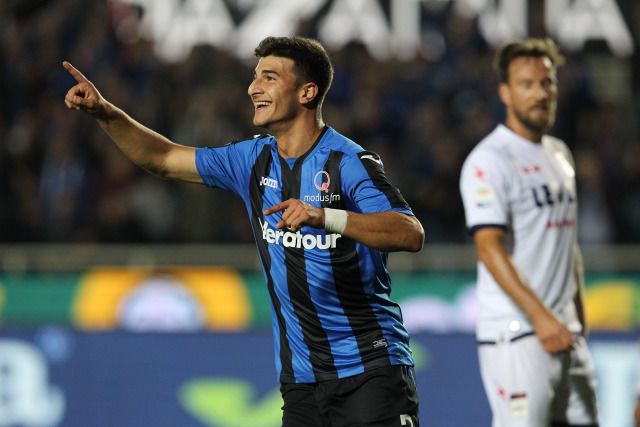 边路传中容 边路传中容