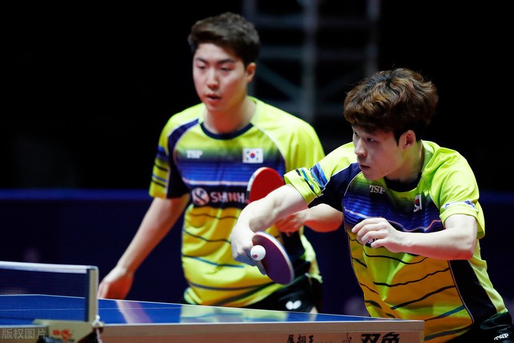 双打围绕 双打围绕